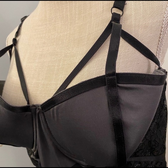 Torrid Curves Size 3 body con chemise - Picture 3 of 10